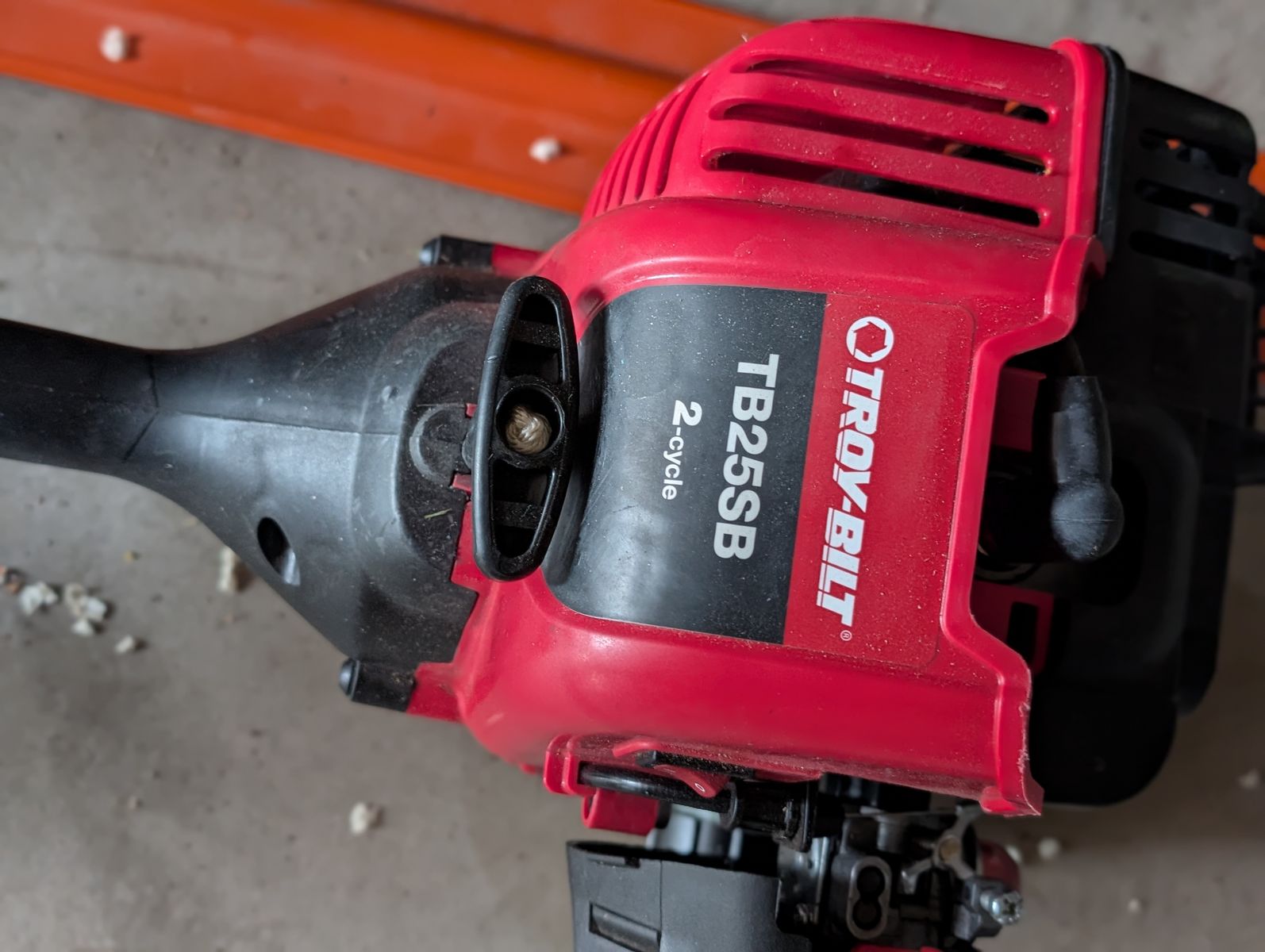 SOLD. TB25SB GAS STRING TRIMMER $50