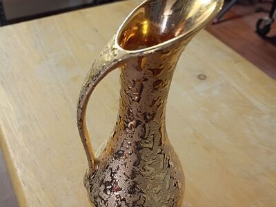 Beautiful solid gold painted Dixon art studio pitcher!