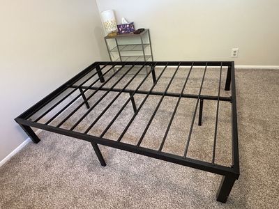 Full Size metal bedframe