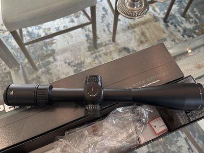 Voretex Viper PST-Gen II 5-25x50FFP Rifle Scope