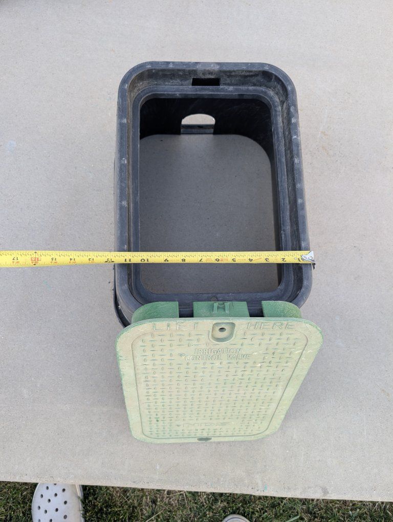 14/19/12 sprinkler valve box