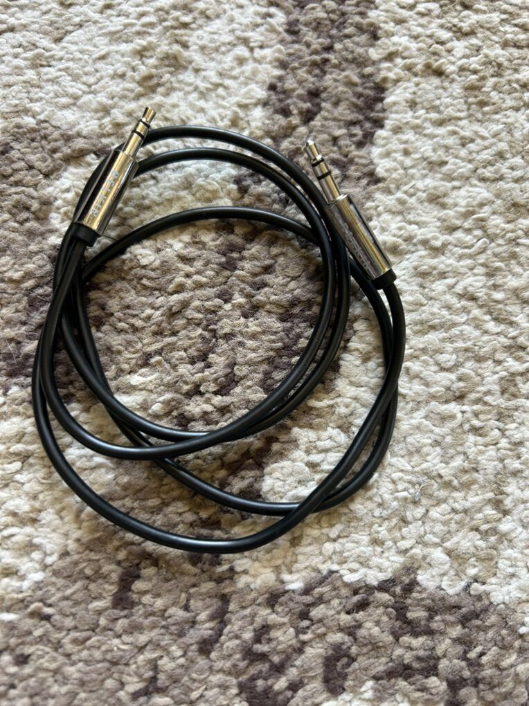 Belkin Mixit Audio Cable 3.5 MM 3 Feet
