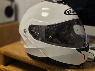 Motorcycle helmet