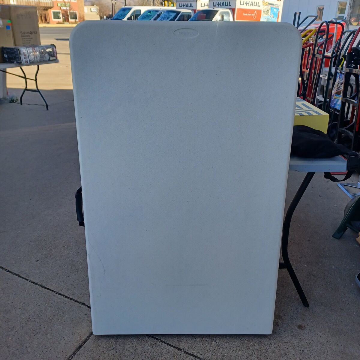 Costco 8 ft center fold table
