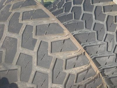 (2)Nitto Trail Grappler MT. LT305/55R20