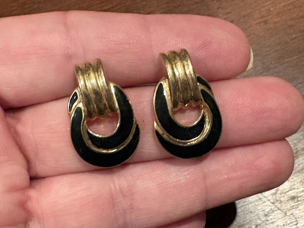 Vintage Trifari Gold & Black Enamel Earrings