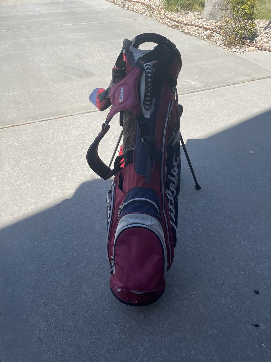 Titleist golf bag