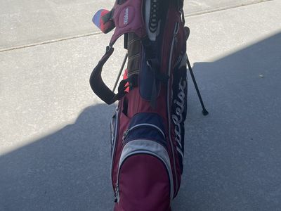 Titleist golf bag
