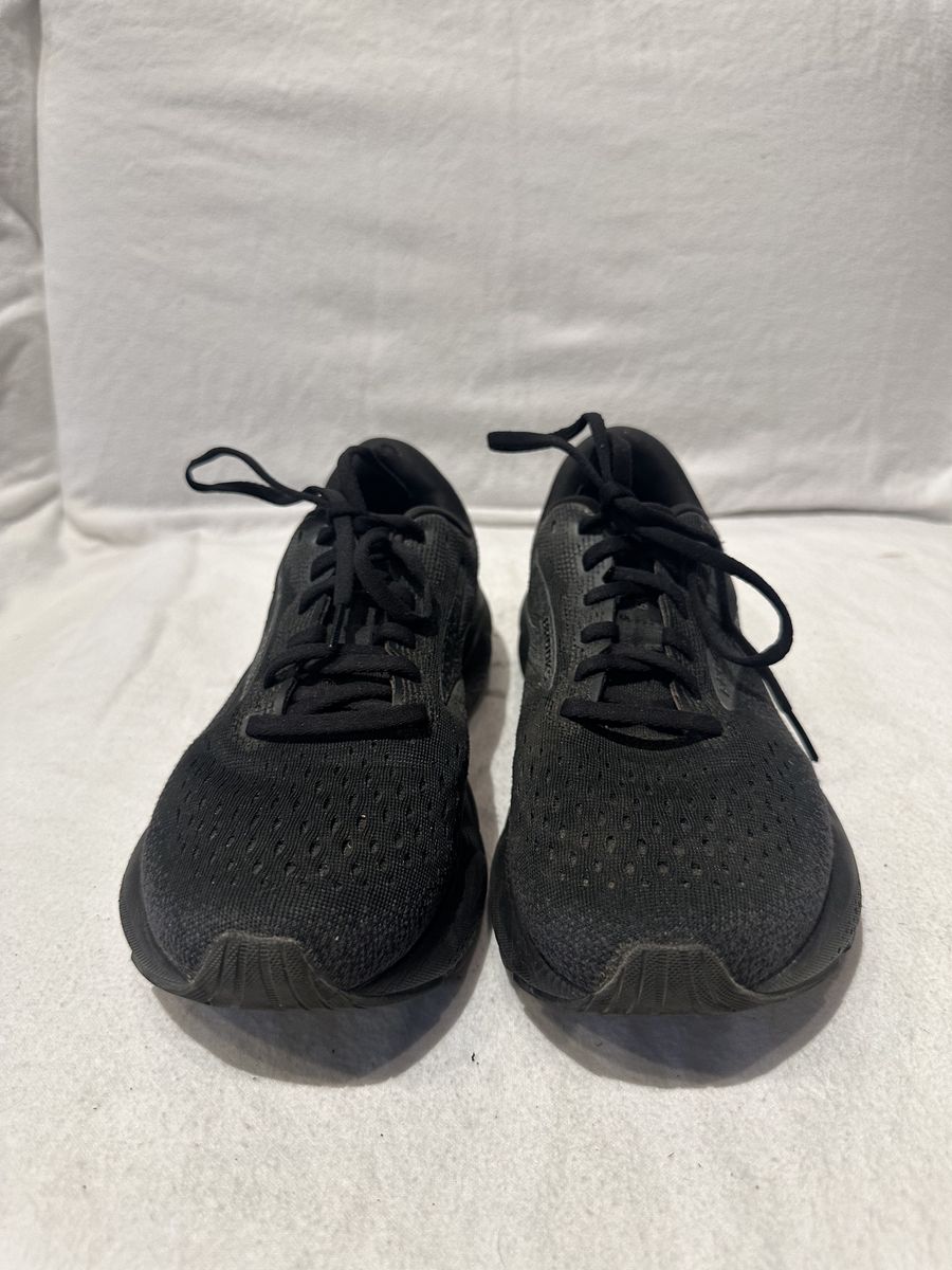 Brooks Ghost 16 Women’s 8.5 Black Running Shoes