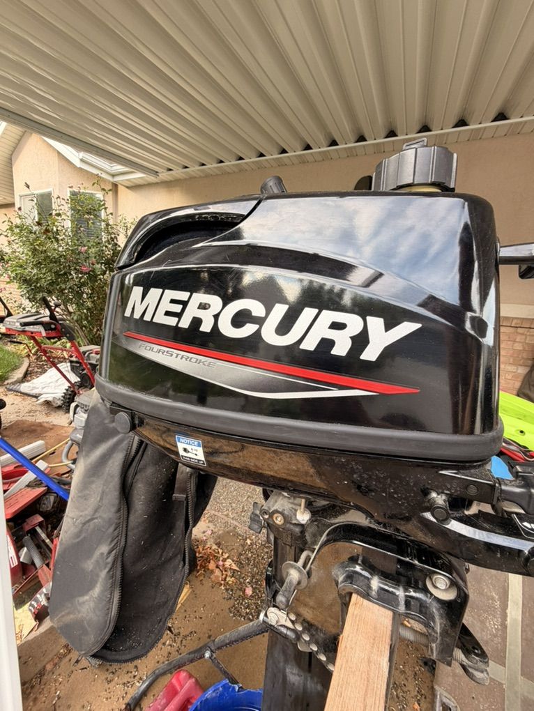 Mercury Outboard Motor 4 hp Long Shaft 20