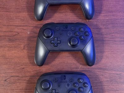 Nintendo Switch pro controllers x3