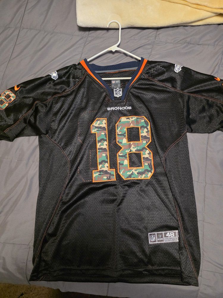 Nike NFL Denver Broncos Peyton Manning #18 Salute to Service Jersey Size 48