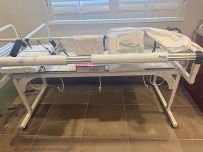 Grace Free Motion Quilt Frames