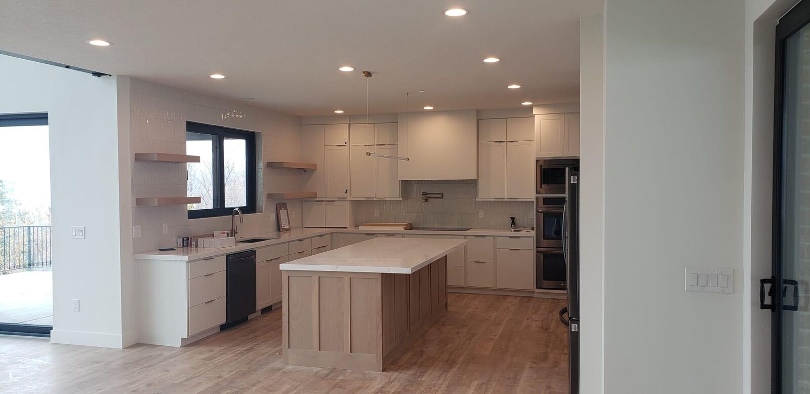 Absolute Floor Installation & Interior Remodeling