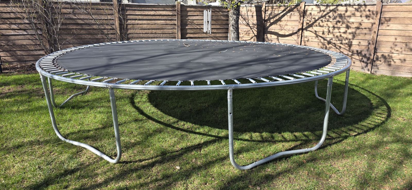 Trampoline