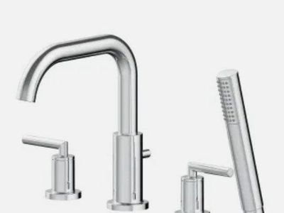 Jacuzzi -4 hole Contento Roman Tub Faucet BRAND NEW!