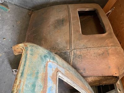 1930-31 ford model A sedan rear panel