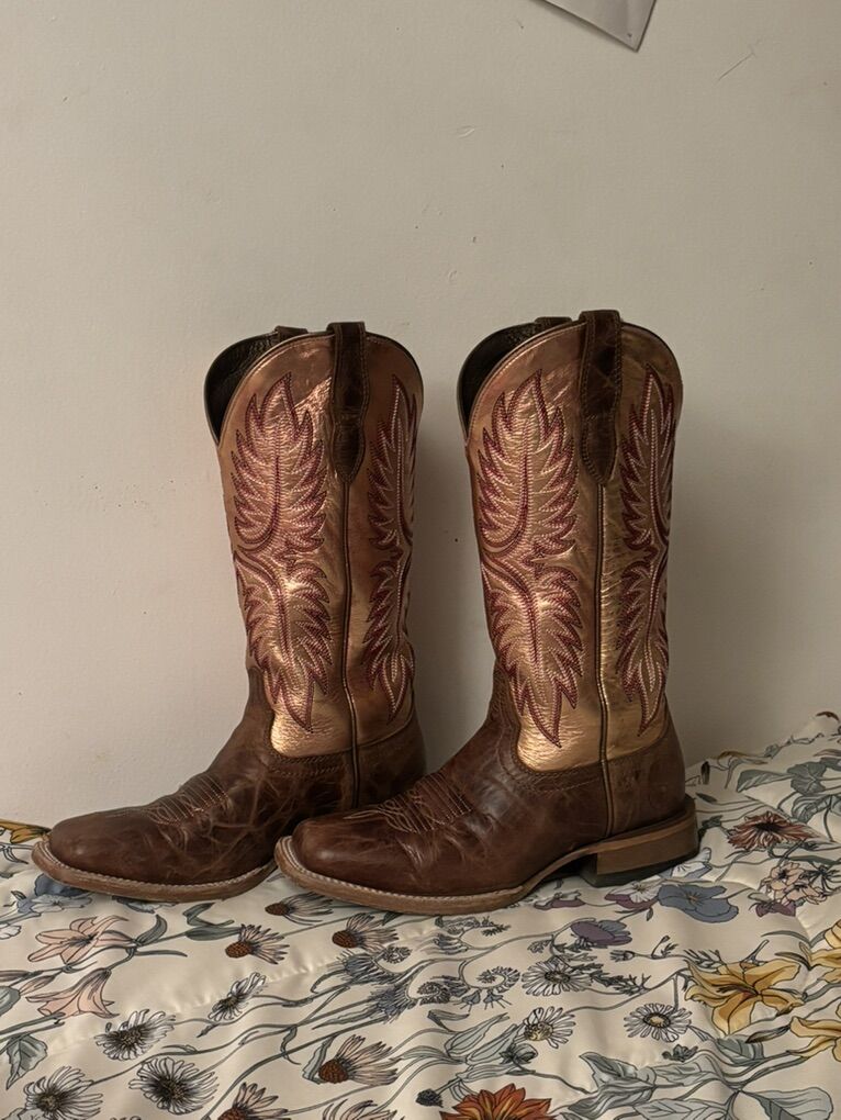 Ariat Woman Boots 8