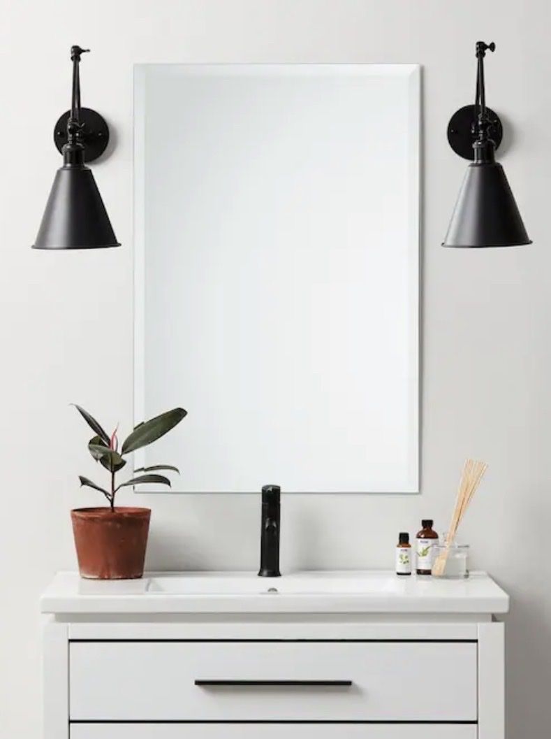 Main image 6