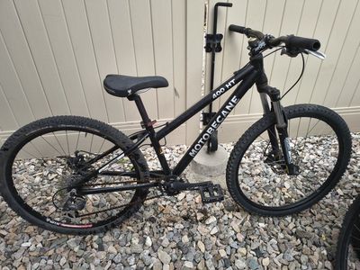 Motobecane 400HT Mountain Bike - Black Hardtail, project bike, kids MTB