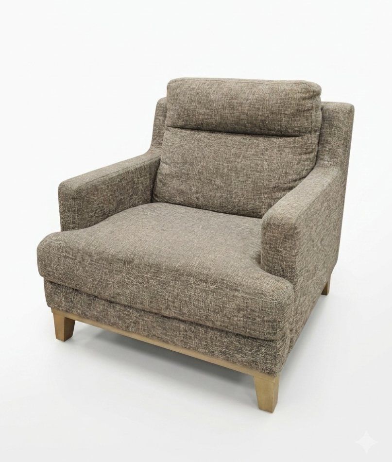 Main image 7