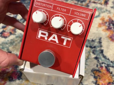 ProCo RAT2 Distortion Pedal - Red