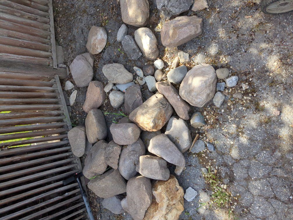 free rocks