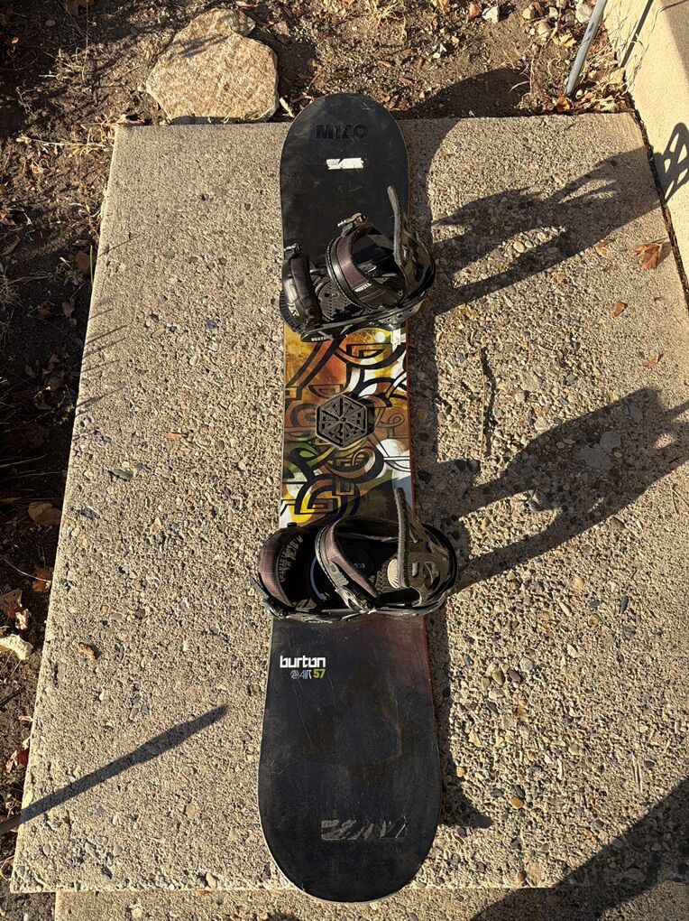 Burton Air 57 + Cartel Snowboard Bindings
