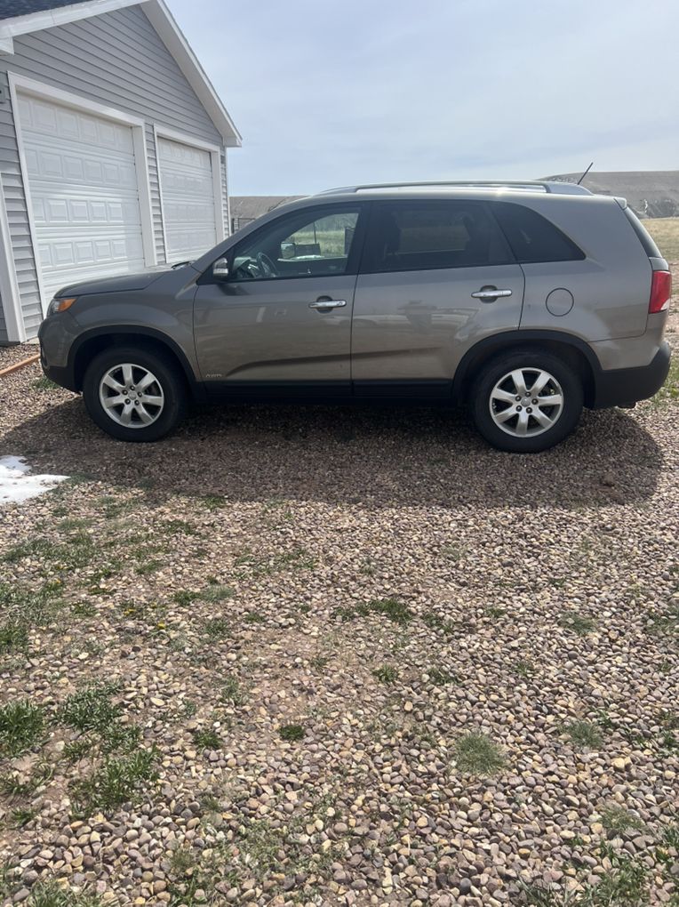 2013 KIA SORENTO