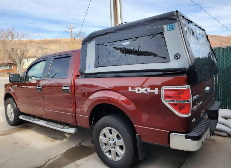Truck bed topper for 5.5' bed