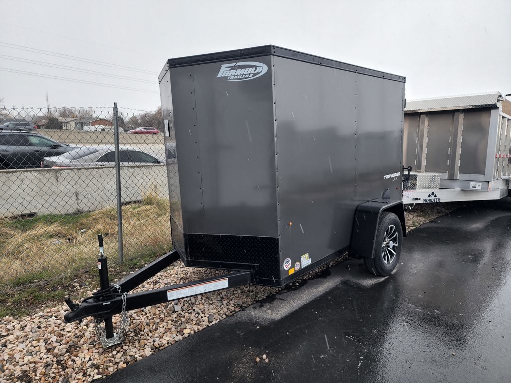 2026 Formula Trailers 5X8 Traverse DLX 3K Enclosed