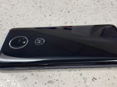 Moto E5 Plus - 32GB - Unlocked