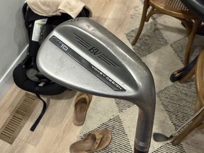 Vokey sm10 56 wedge