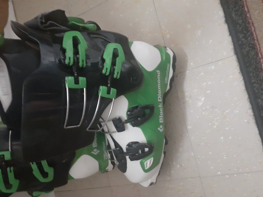 Black Dimond Back Country Ski boots size 8