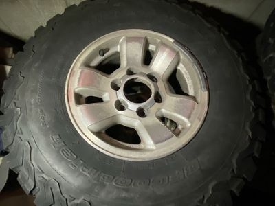 Toyota 4Runner bf Goodrich 31x10.50 r15