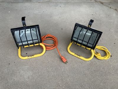 Low Profile Halogen Lights w/ New Bulbs