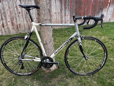 Raleigh Prestige Road Bike -- 60cm