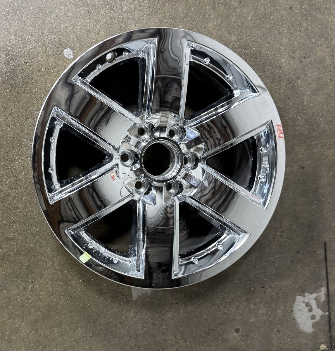 2009-2014 Nissan Armada 20" Wheel