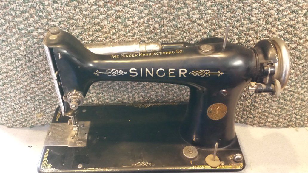Vintage Singer Sewing Machine - Black with Gold Accents, Untested