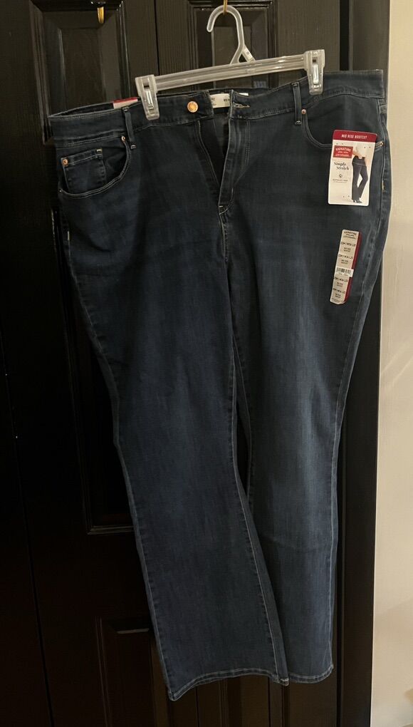New Womens Levi Strauss Bootcut Jeans