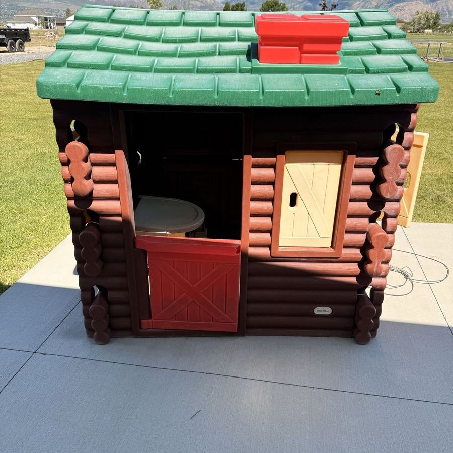 Log Cabin Play House