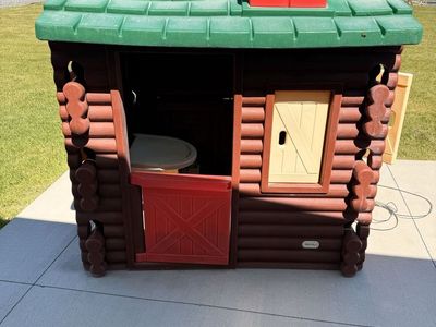 Log Cabin Play House