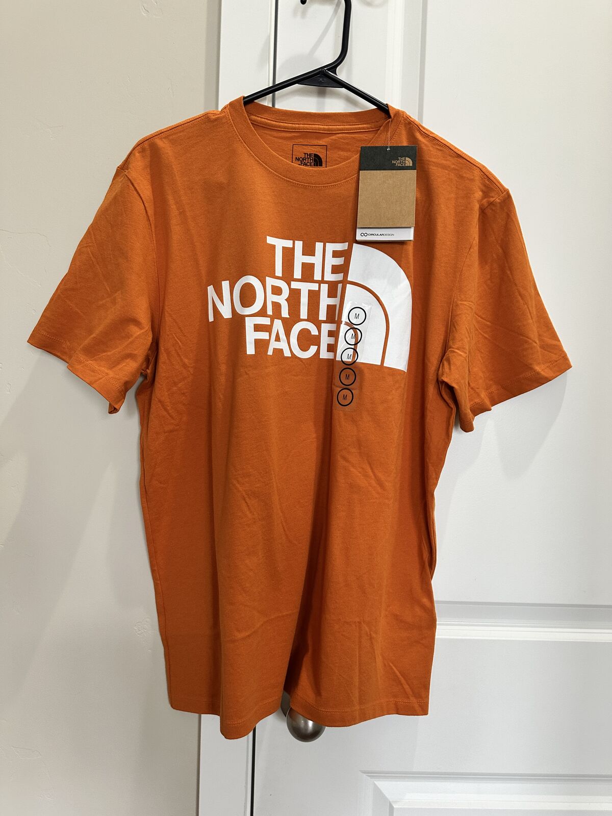 NWT The North Face Half Dome Tee, Men size M, Orange