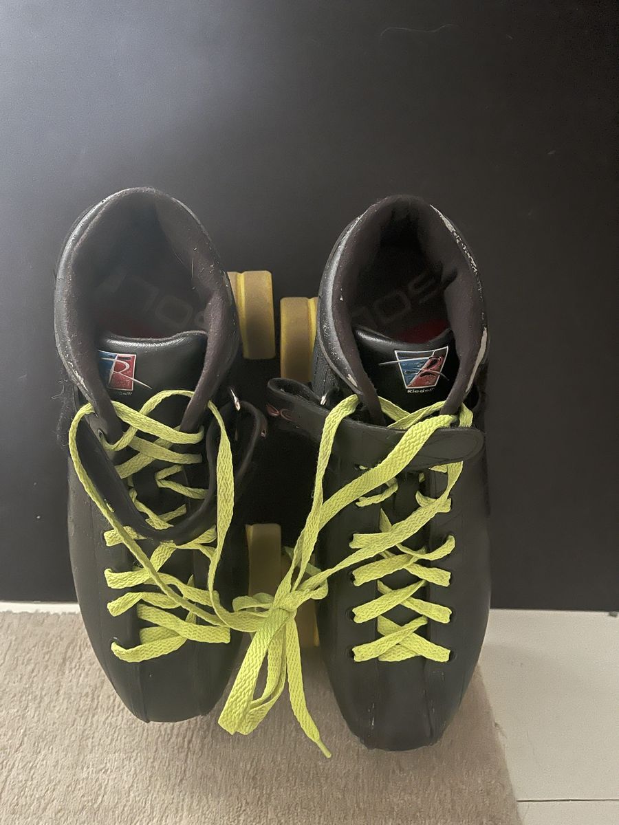 Riedell Quad Roller Skates Available if add is up