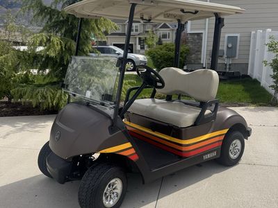 2019 Yamaha Golf cart (new lithium battery)