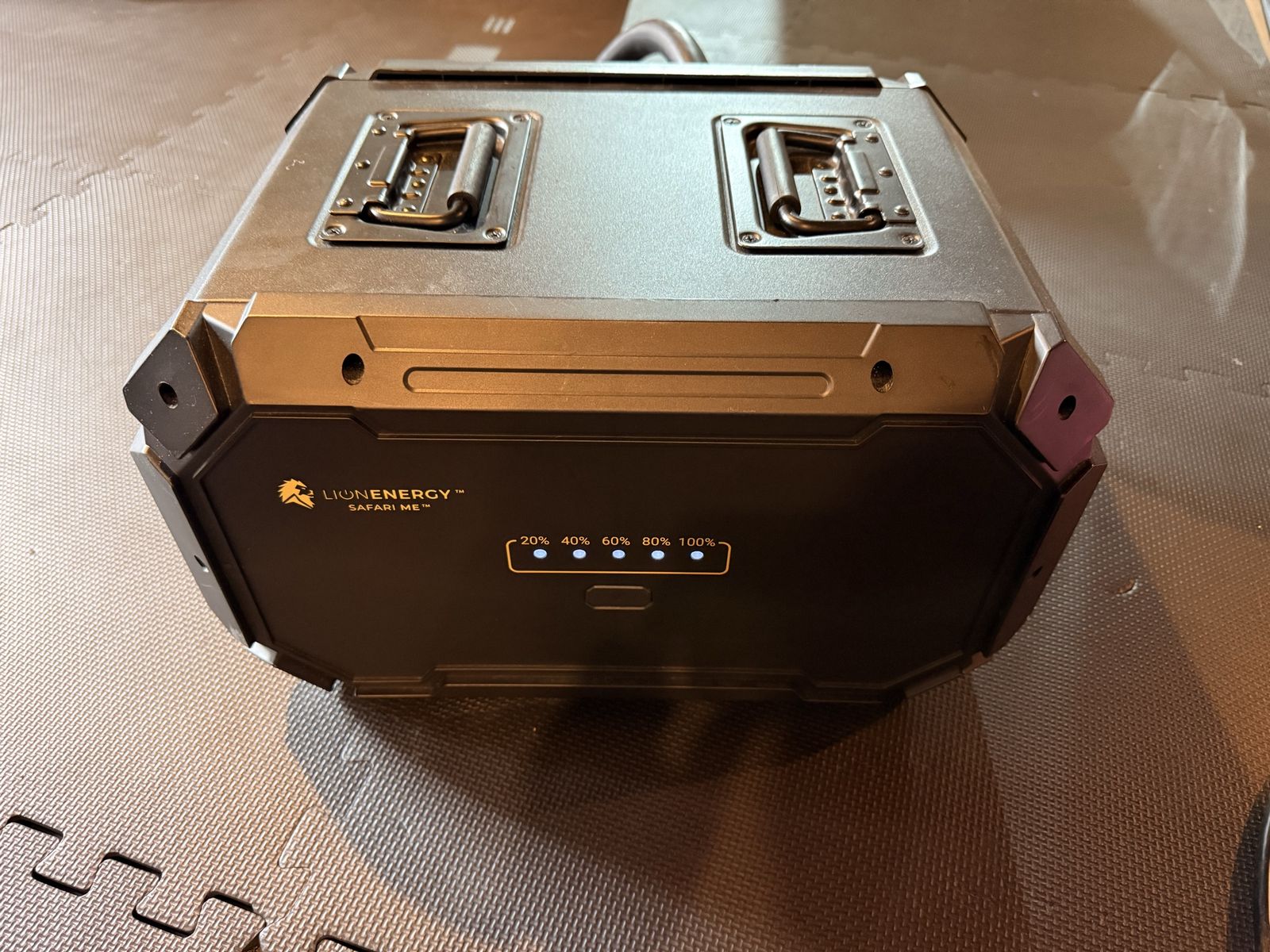 Lion Safari ME XP battery extension