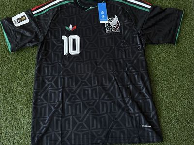 Adidas Mexico A. Vega #10 2026 World Cup Black Soccer Jersey Men's Size XL New with Tags