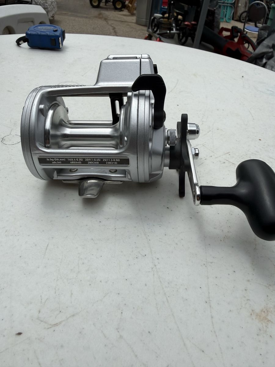 Daiwa Accudepth Plus 47LCB Fishing Reel - Used, Good Condition