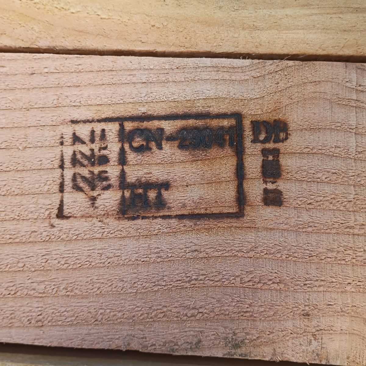 Rough Cut Cedar Lumber - 2x4 Inch - Multiple Lengths Available - Construction/Craft Wood
