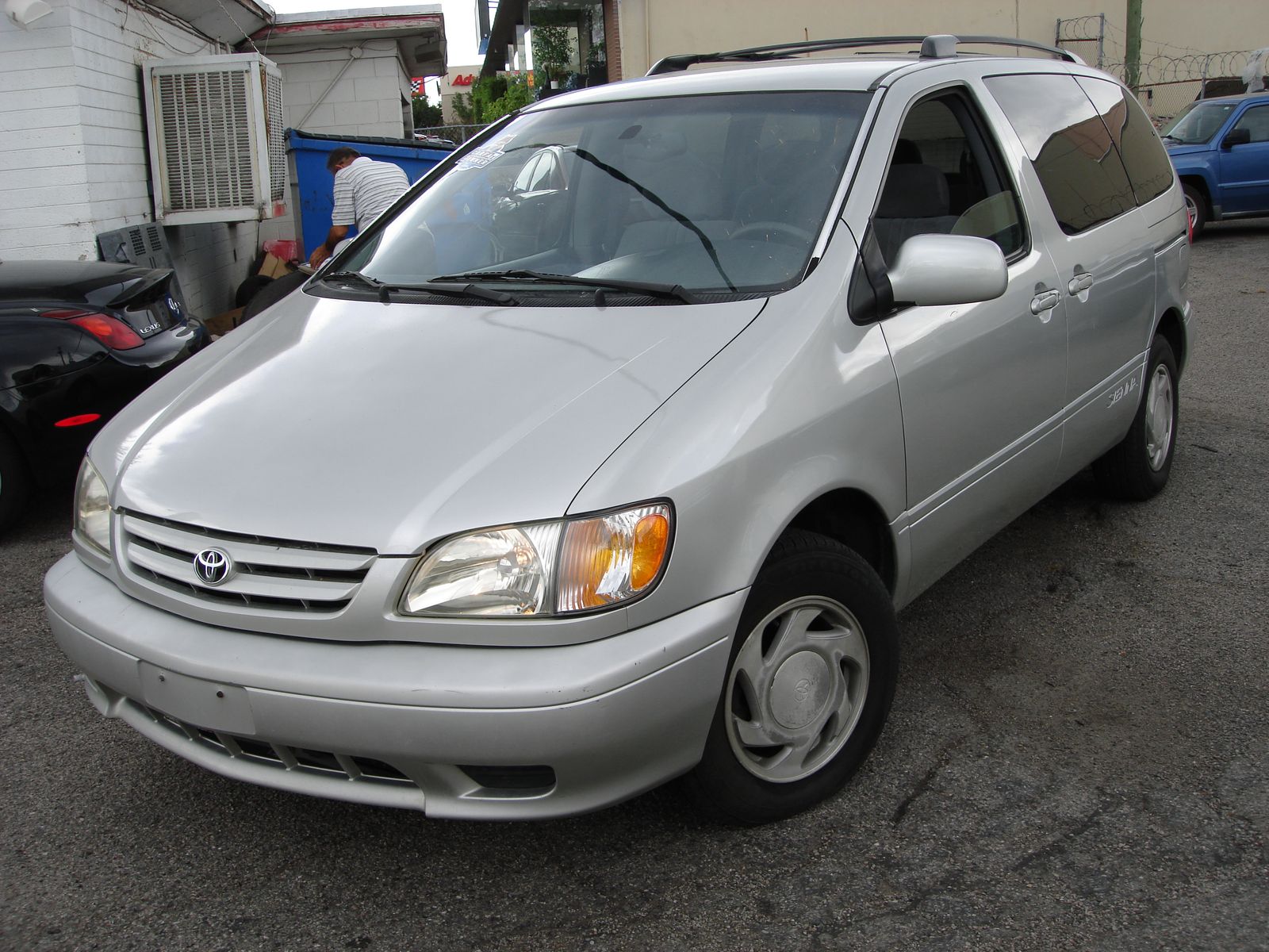 2002 Toyota Sienna LE